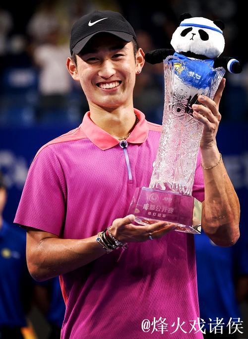 ATP香港站：商竣程0-2布勃里克 无缘连续三年晋级四强